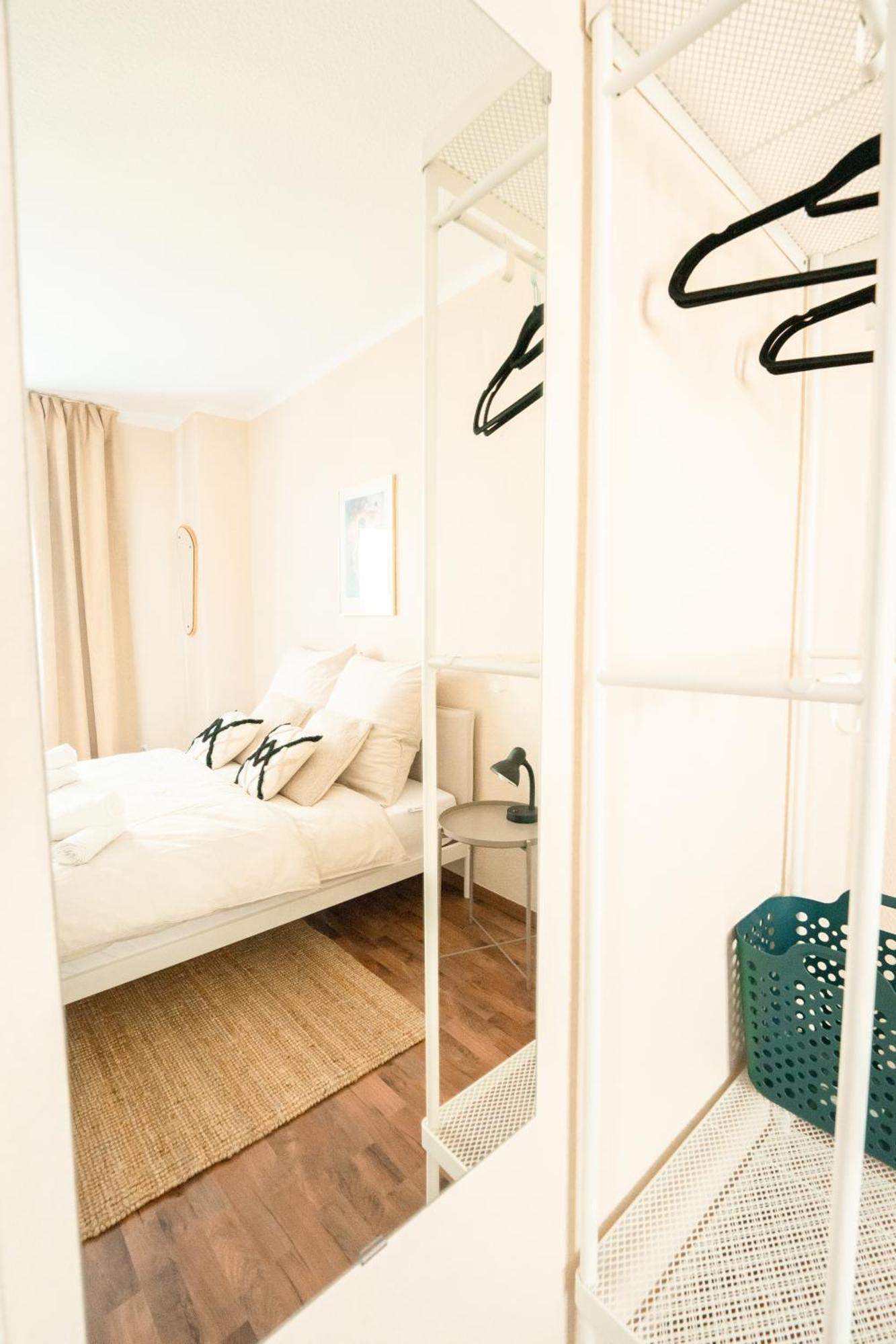 -Super Zentrales Zimmer- Direkt An Der Lutter! Bielefeld Bagian luar foto