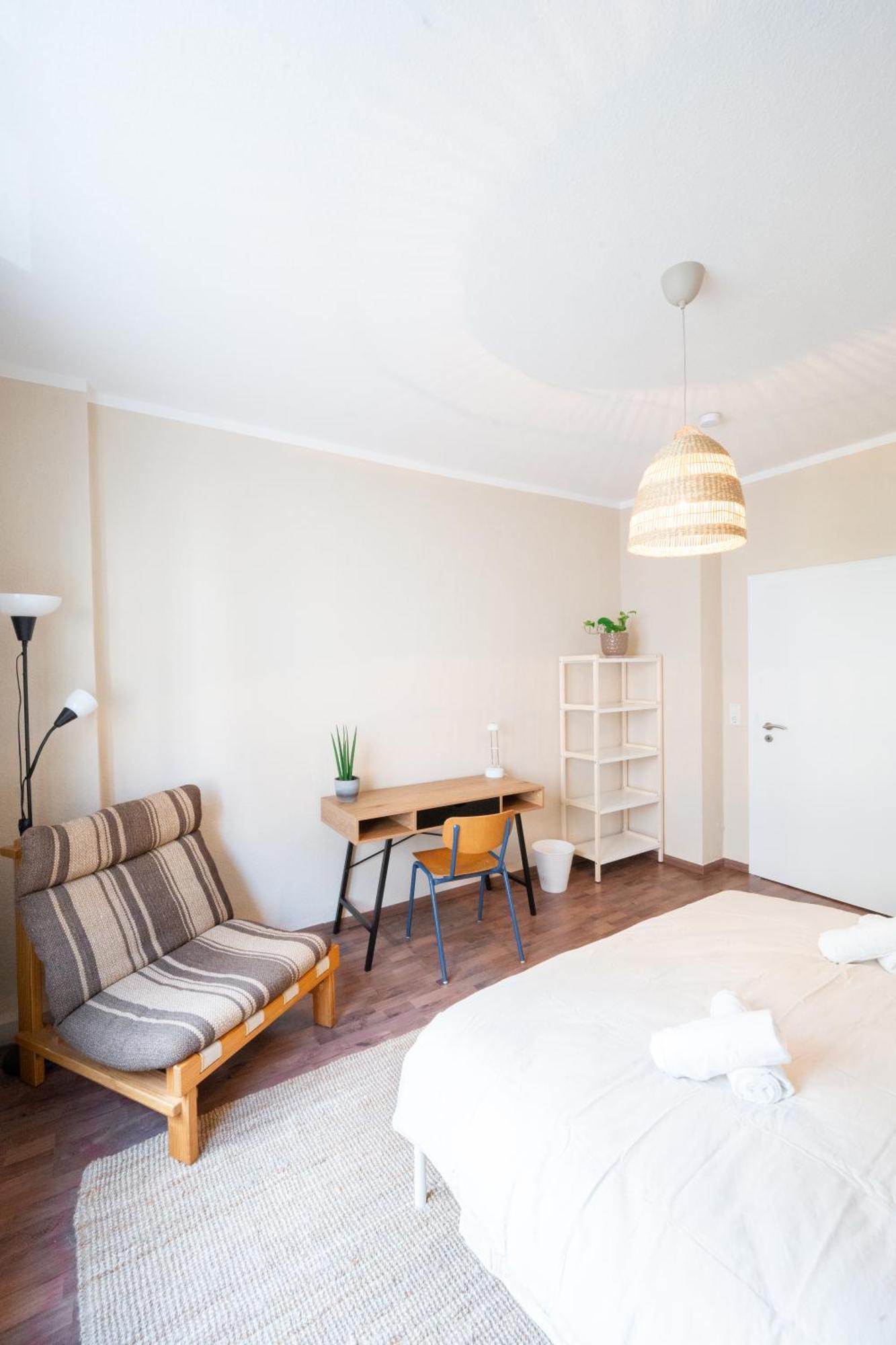 -Super Zentrales Zimmer- Direkt An Der Lutter! Bielefeld Bagian luar foto