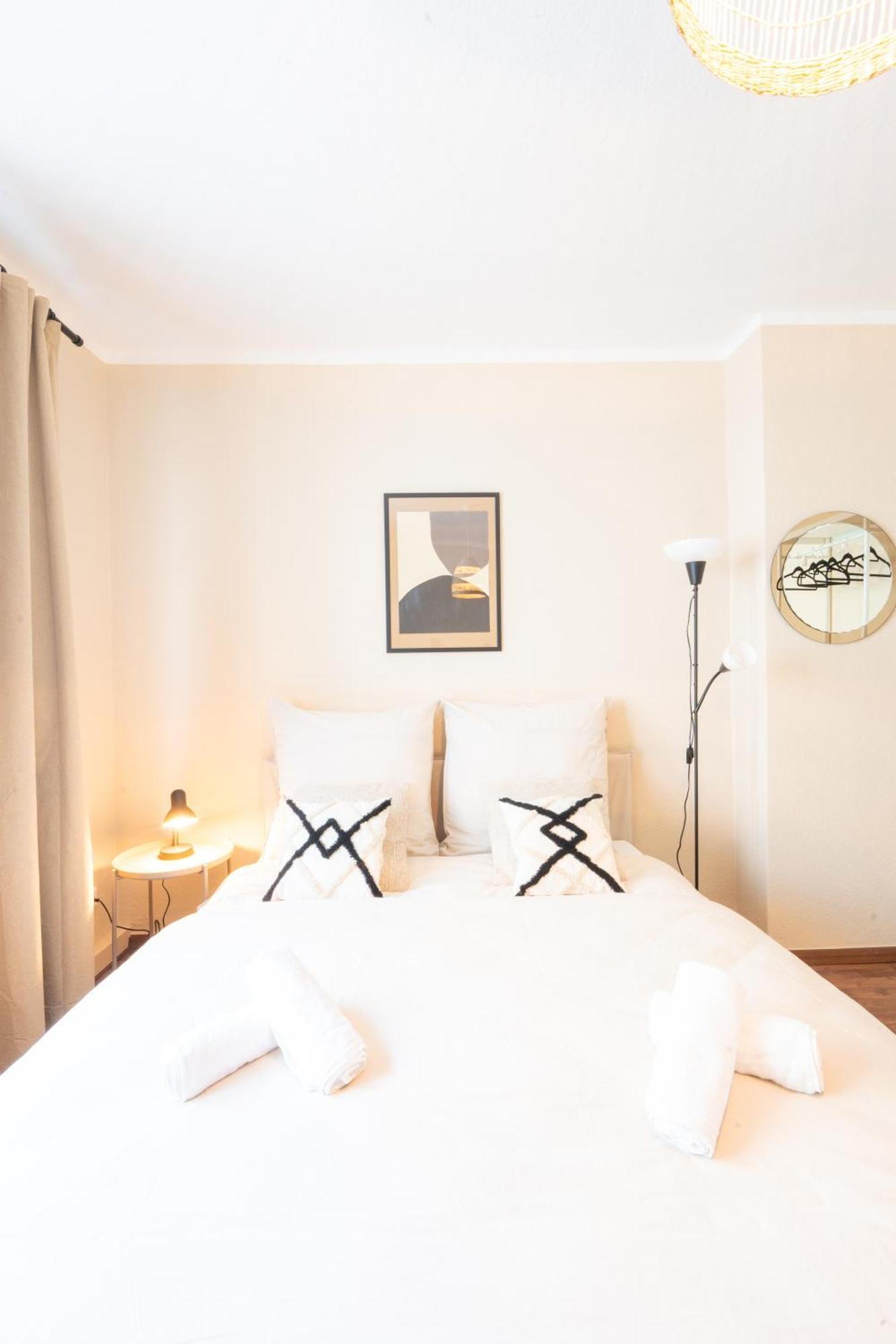 -Super Zentrales Zimmer- Direkt An Der Lutter! Bielefeld Bagian luar foto