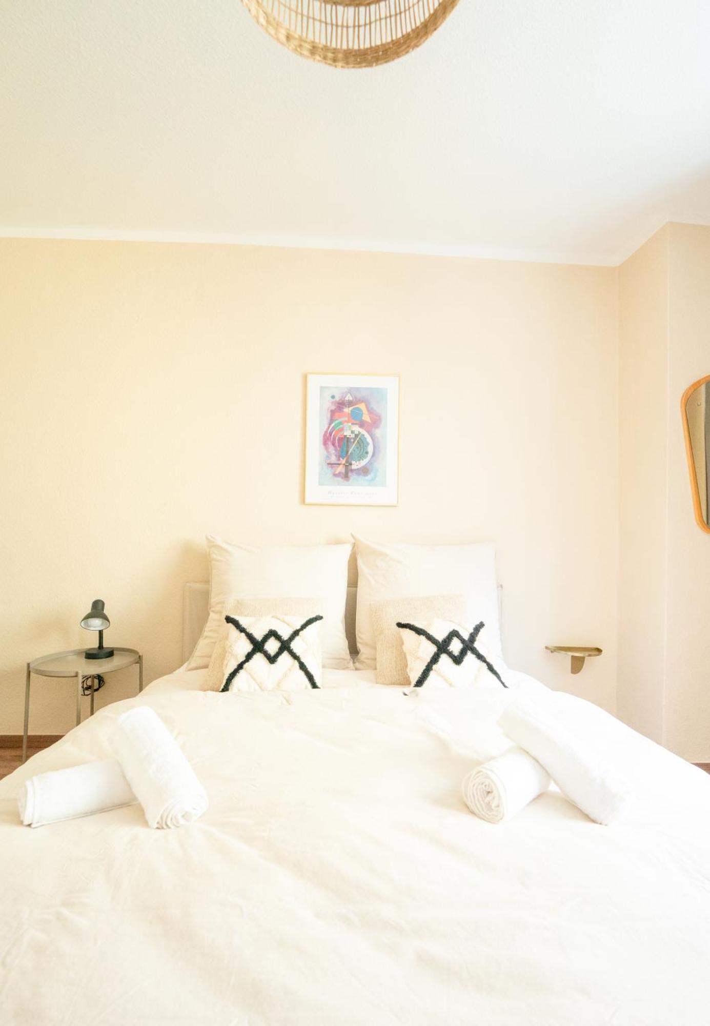 -Super Zentrales Zimmer- Direkt An Der Lutter! Bielefeld Bagian luar foto