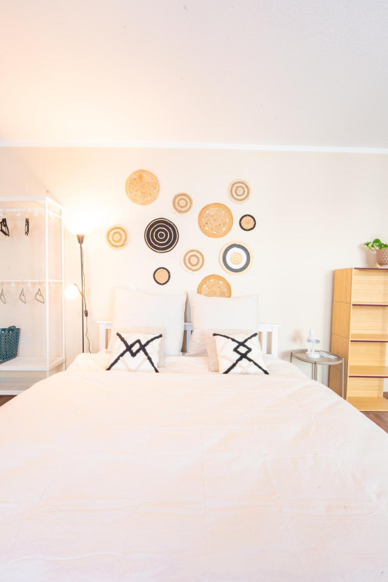 -Super Zentrales Zimmer- Direkt An Der Lutter! Bielefeld Bagian luar foto